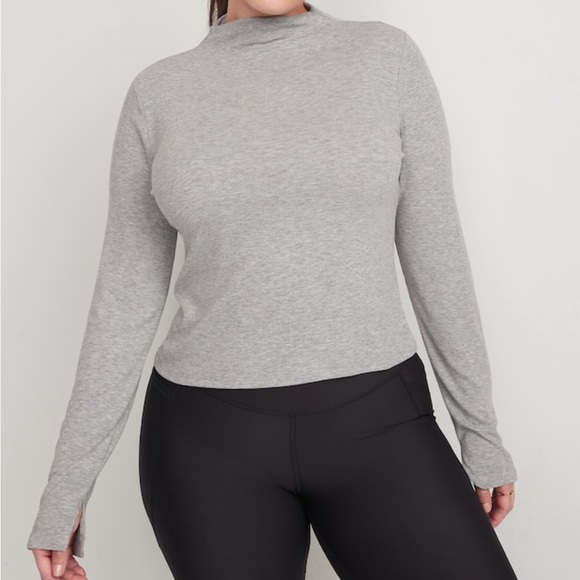 NWT Old Navy Ultalite Top Sz.small - Picture 5 of 9